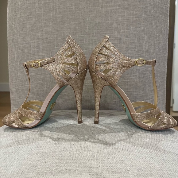 Betsey Johnson gold glitter high heels in style similar to Jimmy Choo Ivette. - Picture 4 of 8